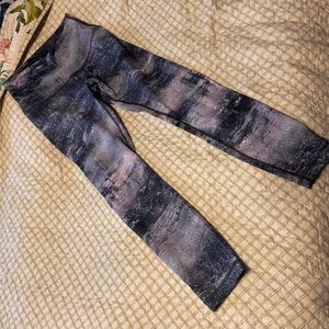 Lululemon leggings, size 4